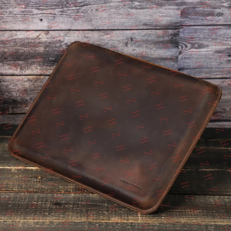 P+ Genuine Leather Laptop Slee - огляд і ціна Laptop Sleeve